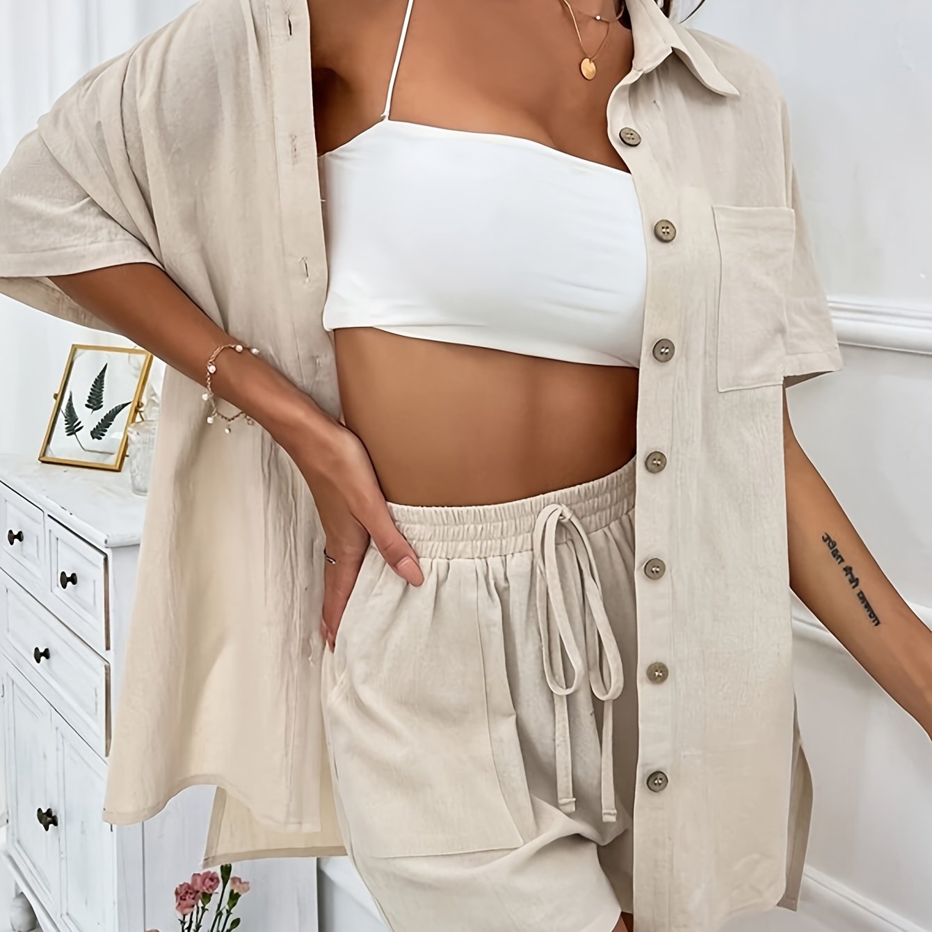 Chic Womens Solid Color Short Sleeve Shirt & Elastic Waist